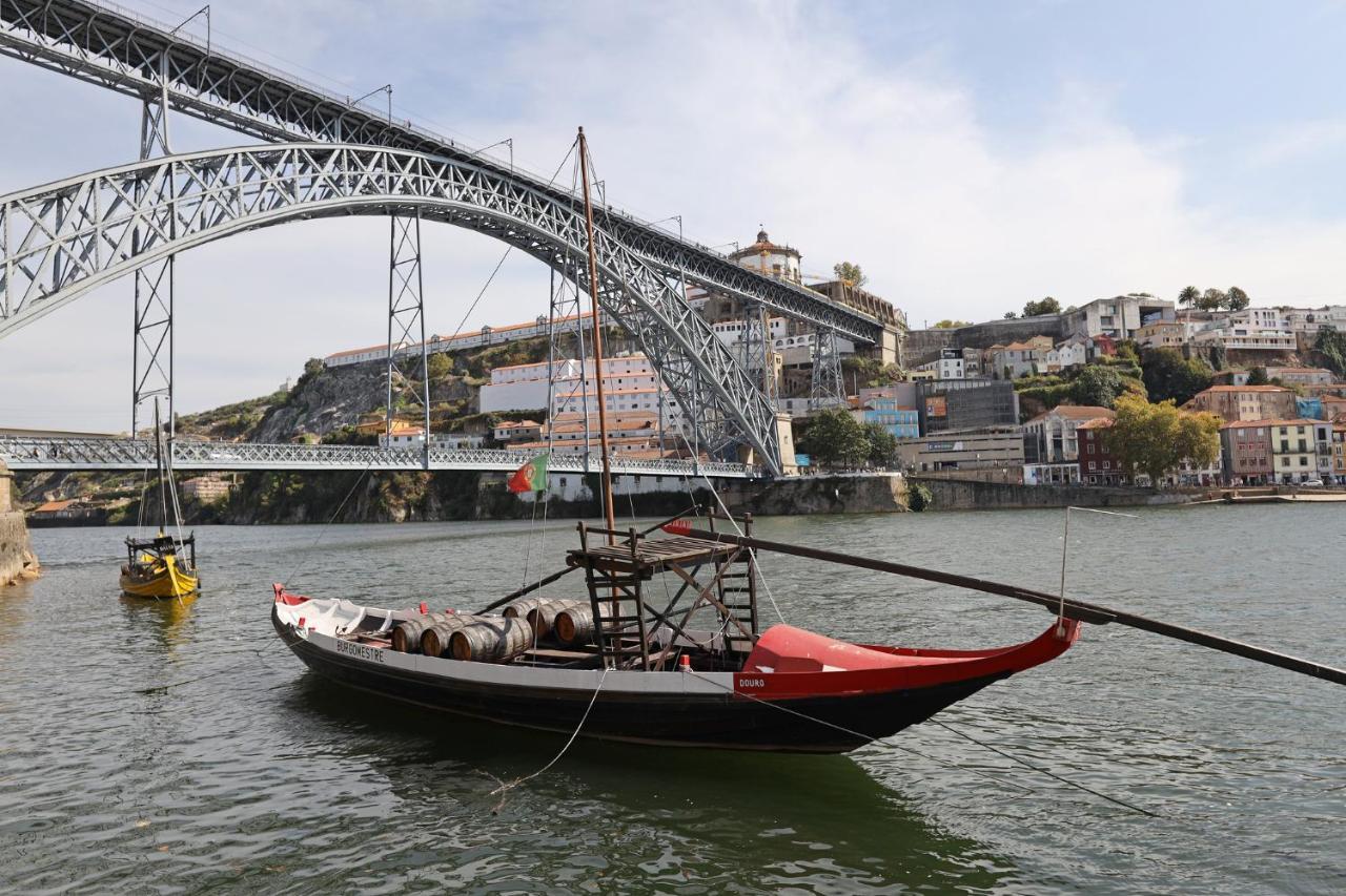 Flh Porto Spacious Apartment With Balcony المظهر الخارجي الصورة