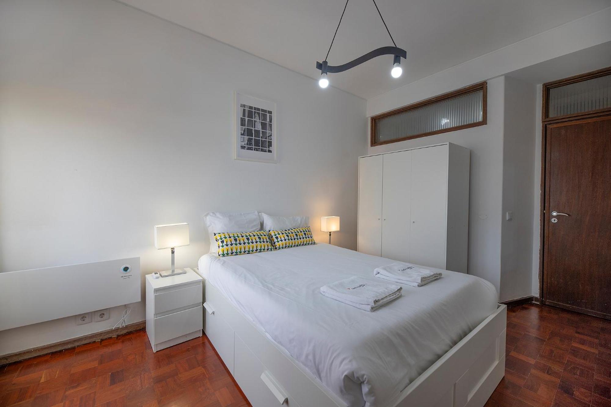 Flh Porto Spacious Apartment With Balcony المظهر الخارجي الصورة