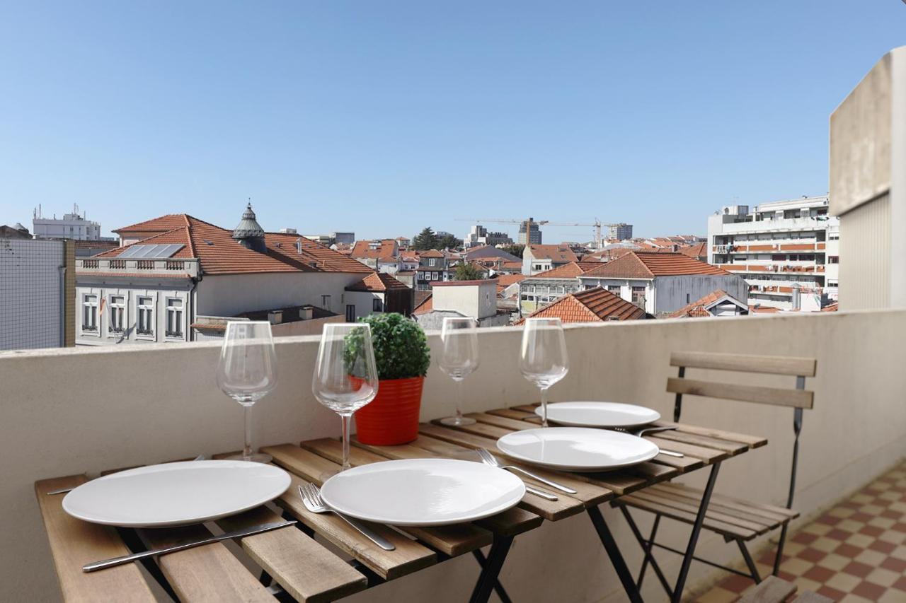 Flh Porto Spacious Apartment With Balcony المظهر الخارجي الصورة